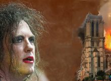 Robert Smith neben brennender Notre Dame