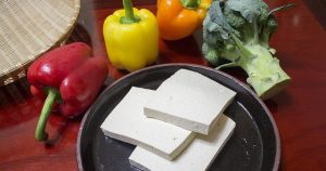 Tofu statt Würstl-Trick der Arbeitgeber brachte rasche Metaller-KV-Einigung